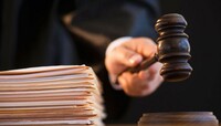 Генпрокурор пропонує засуджувати вбивць та ґвалтівників дітей лише до довічного ув'язнення