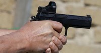 У Кременчуці на території ТЦК сталася стрілянина, є поранені