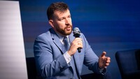 Зимові 1000 та 6500 гривень: міністр розповів, хто може отримати гроші і коли подавати заявку