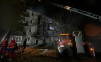 Російський удар по Кам'янському: з-під завалів дістали тіло загиблого