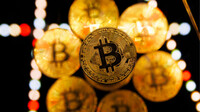 Bitcoin впав нижче 86 тисяч доларів вперше з квітня