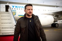 Зеленський сьогодні перебуватиме у Лондоні та Брюсселі: з ким планує зустрітися