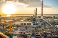 Дрони атакували нафтопереробний завод у російському Саратові