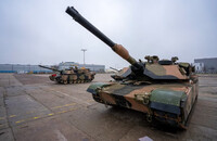 Австралія передала Україні останню партію танків Abrams