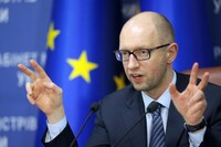 Російським авіакомпаніям заборонено польоти до України – Яценюк
