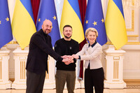 ЄС розглядає варіант двоступеневого членства України з обмеженими правами – FT