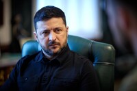Україна могла б допомогти потопити кораблі рф біля Гренландії – Зеленський