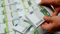 Офіційний курс євро вперше перевищив 51 гривню