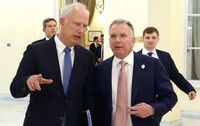 Спецпредставники США та росії провели переговори у Флориді