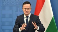 Сійярто заявив, що Будапешт заблокує ухвалення 20-го пакета санкцій проти росії