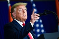 «Угоди не буде»: Трамп вимагає від Ірану безумовної капітуляції