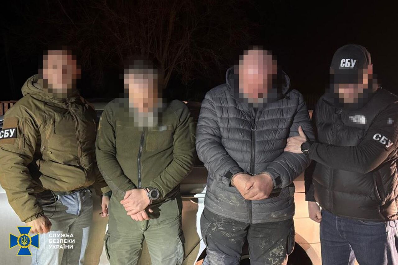 Правоохоронці викрили ще 13 організаторів схем ухилення від мобілізації