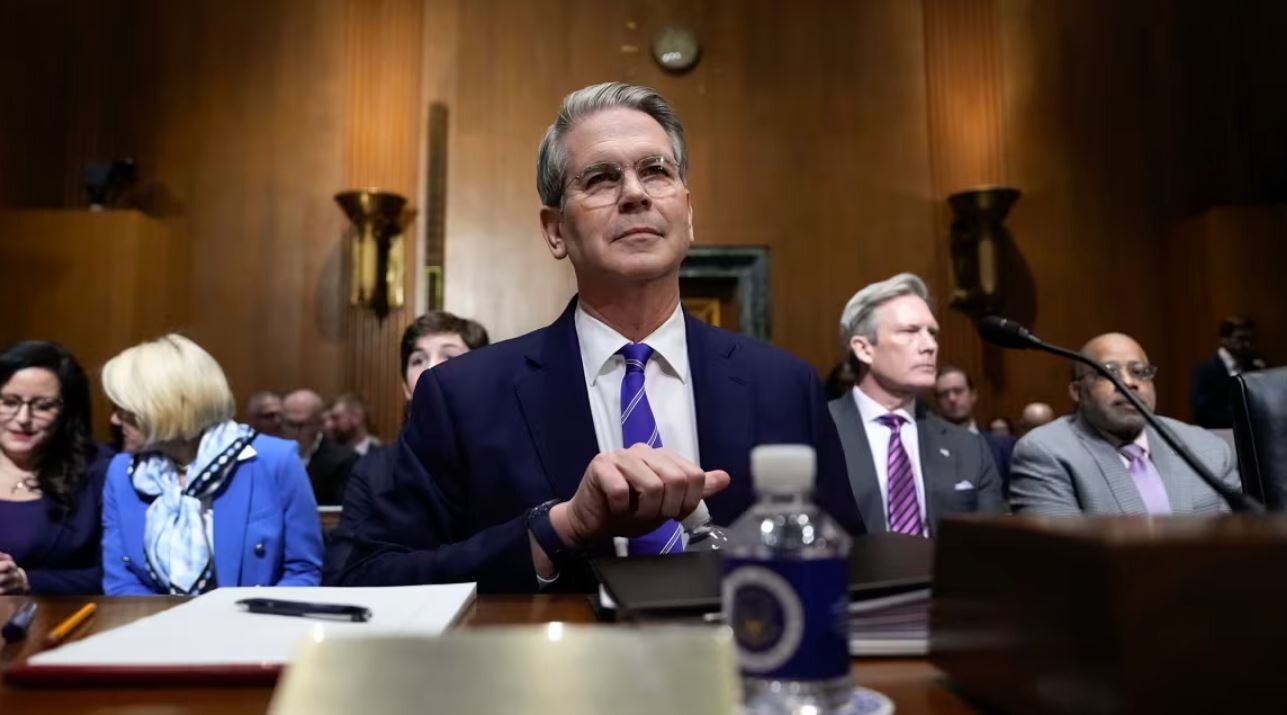 США планують супроводжувати нафтові танкери через Ормузьку протоку – Бессент