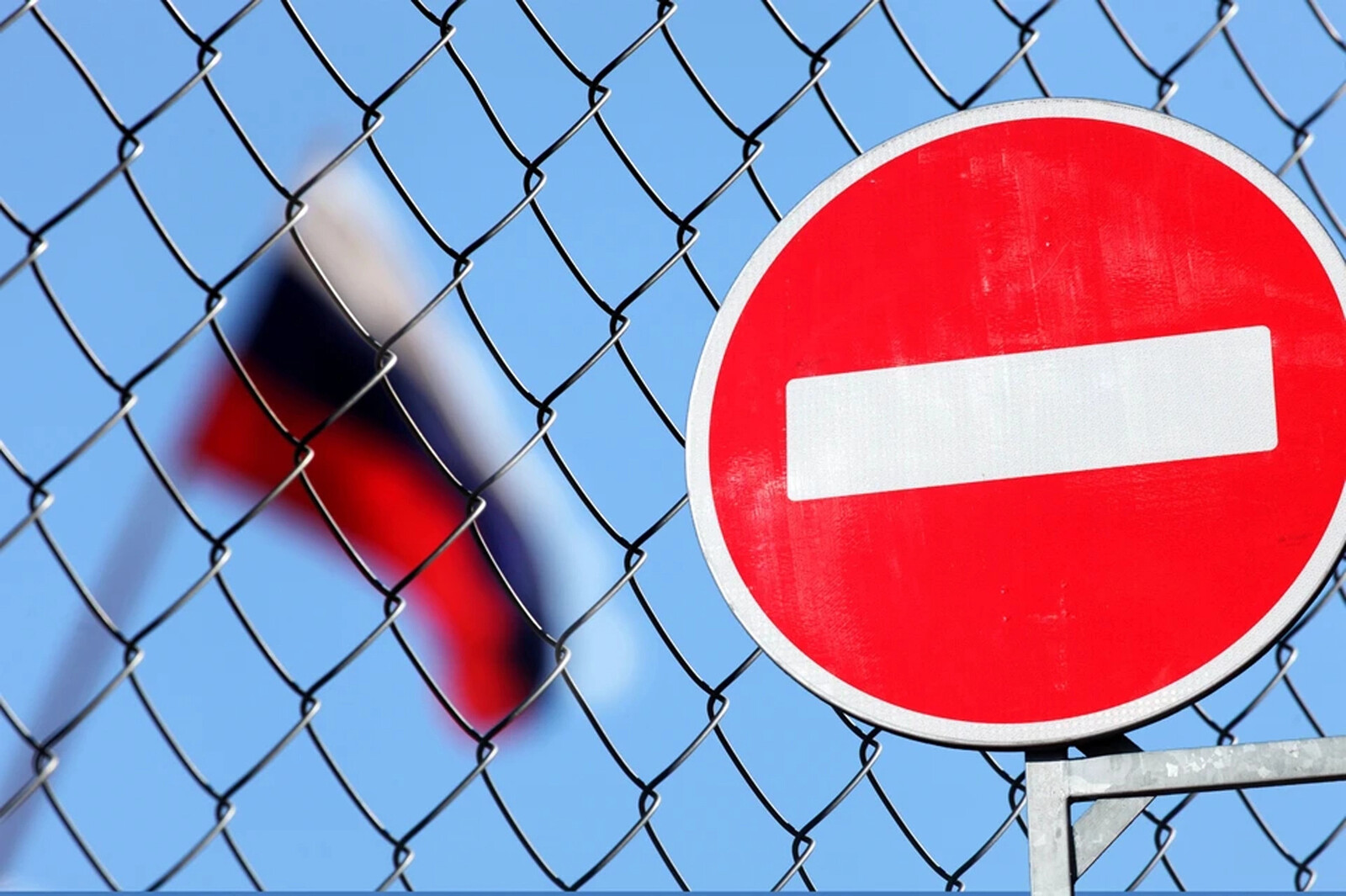Вісім країн-членів закликають керівництво ЄС заборонити в'їзд військовим рф