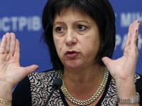 Яресько просить у МВФ удвічі більше коштів, ніж той пропонує