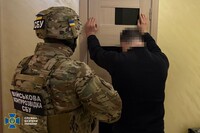 Готували резонансні вбивства: СБУ затримала кілера гру рф та його спільників
