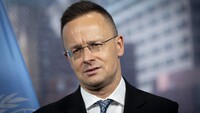 «Санкційна політика – це провал»: Сіярто відреагував на «злив» його розмов із Лавровим
