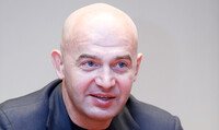 Кононенко допоміг людям Януковича покинути Україну – екс-голова СБУ