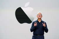 Компанія Apple оголосила, що Тім Кук залишає посаду гендиректора