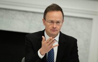Сійярто після відставки з МЗС увійде до нового складу парламенту Угорщини