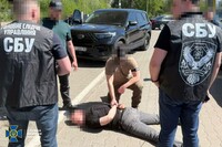 Керівника Житомирського ТЦК викрили на вимаганні хабаря за «непризов» працівників