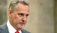 «Сиди й не висовуйся» або Особливості національного полювання на олігархів