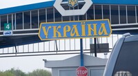 З сьогоднішнього дня в Україну заборонено ввезення російських товарів