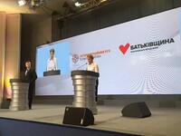 «Куди оком не кинь – всюди антикорупціонери»: українці висміяли союз Наливайченка й Тимошенко
