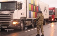 Україна домовилася з РФ щодо автомобільних вантажоперевезень