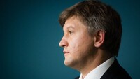 Гройсмана не бентежать бізнес-зв'язки Данилюка