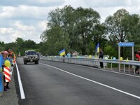 Жебрівський розповів, скільки мостів відкриють на Донбасі до кінця року