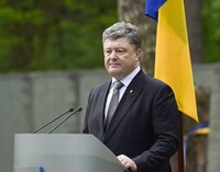 Порошенко: завершення декомунізації – питання національної безпеки