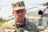 Муженко: сили АТО мають право адекватно відповідати на обстріли бойовиків