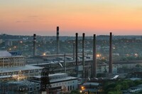 На окупованому Донбасі зупинилися великі заводи