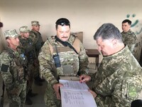 Порошенко підписав указ про демобілізацію п'ятої хвилі