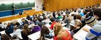 Мінфін пропонує скасувати стипендії для студентів