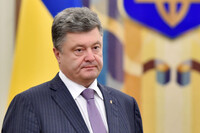 Порошенко привів  ЗСУ на кордоні з Кримом в посилену бойову готовність