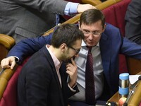 Луценко та Аваков відмовились дискутувати з Лещенком про корупцію