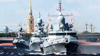 «Не до того зараз»: у рф вирішили не проводити парад до дня Військово-морського флоту