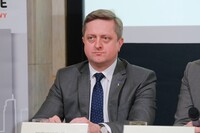 Один з українських послів відмовився від польського ордена на знак протесту