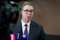 Президент Сербії Вучич оголосив про відставку та дострокові вибори