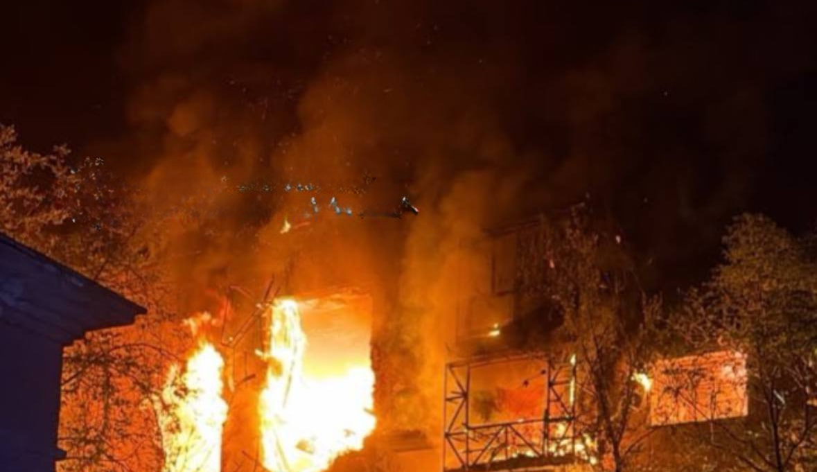 Рф вдарила по Одесі та Запоріжжю дронами: пошкоджені багатоповерхівки, є поранені