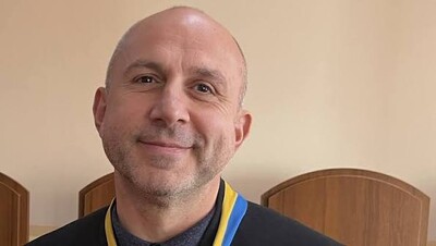 Суд знову продовжив зобов'язання обвинуваченому судді зі Львова