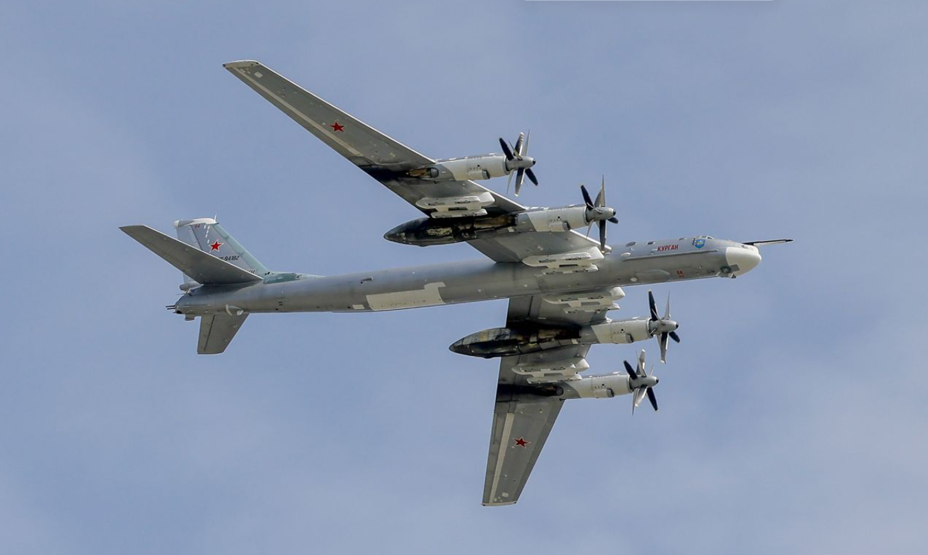 Пошкодження критичні: СБУ вдарила по «Енгельсу» та знищила Ту-95