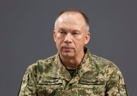Командувачі ВМС і ДШВ стали на захист Сирського на тлі протестів