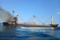 Росіяни вдарили ракетами по іноземному судну поблизу Одеси, є загиблі та зниклі безвісти