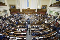 Депутатів-прогульників хочуть позбавляти половини зарплати