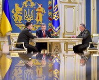 У зоні АТО немає жодного мобілізованого – Порошенко