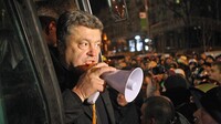 Порошенко дав свідчення про події на Майдані