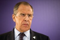 Лавров пропонує звільнити українських бранців Сенцова, Клиха та Карпюка